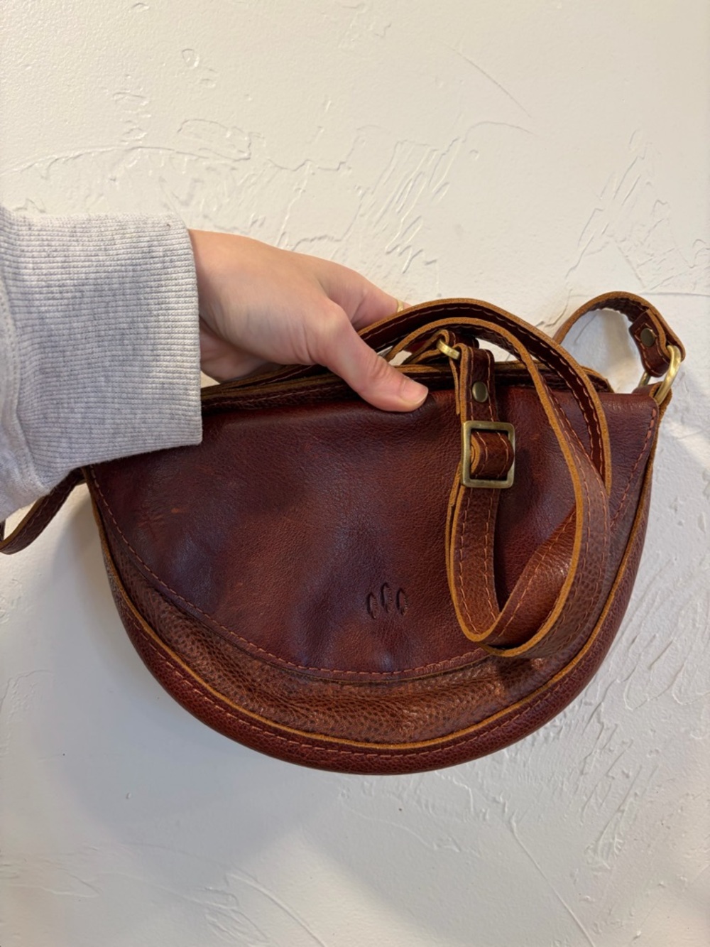 Portland Leather Koala Sling Bag - Small